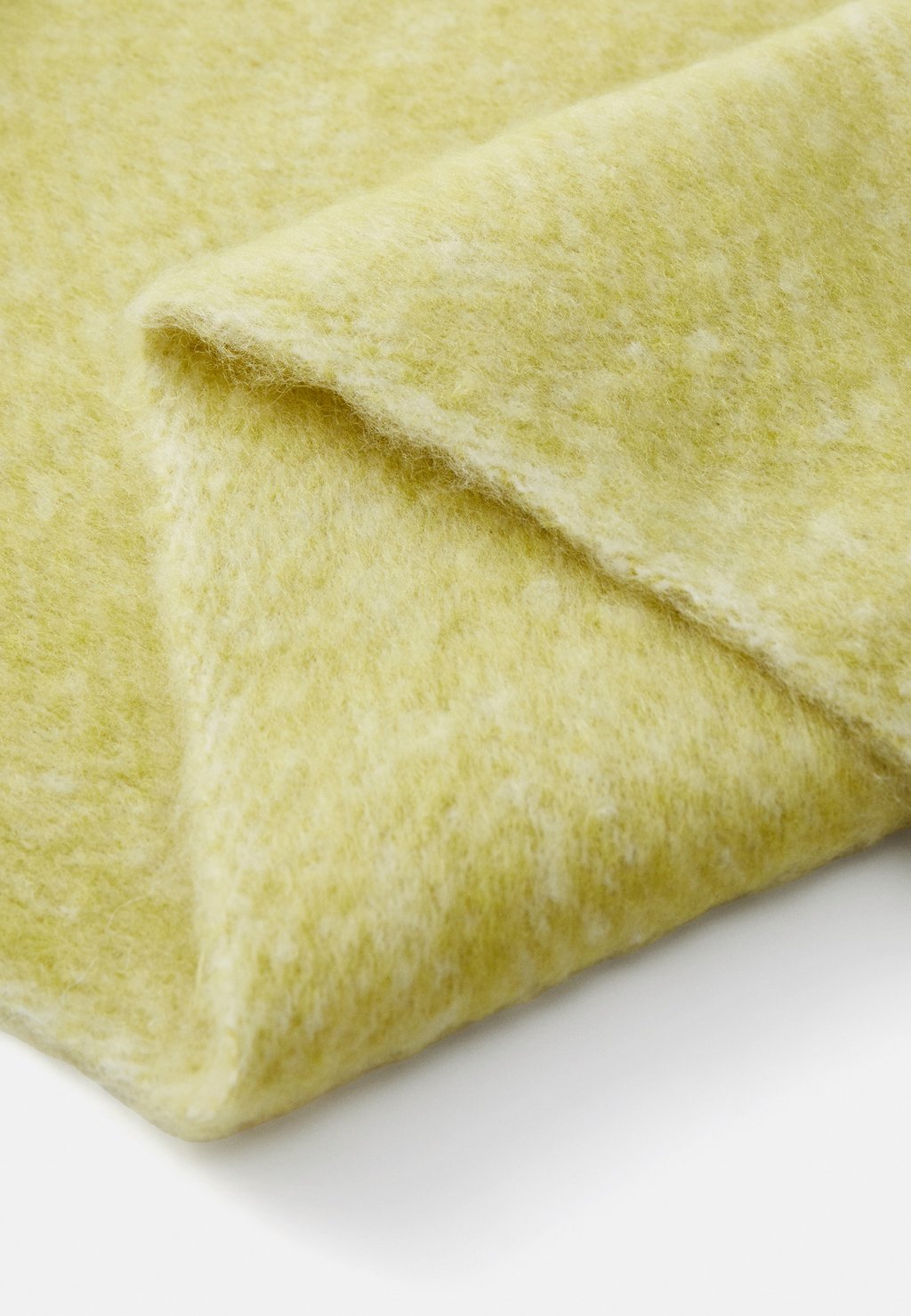 Шарф ONLTASJA LIFE SCARF ONLY, темно-зеленый
Шарф ONLTASJA LIFE SCARF ONLY, темно-зеленый