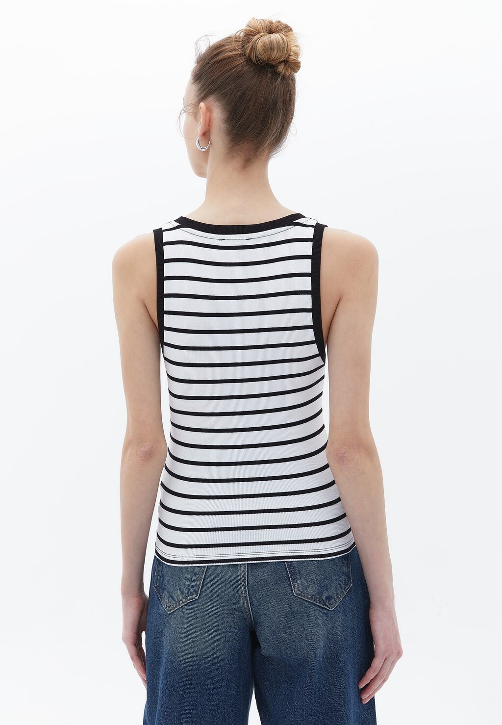 Топ Square Neck OXXO, черный
Топ Square Neck OXXO, черный