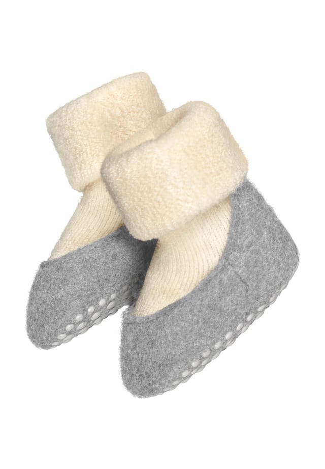 Тапочки-Туфельки Cosyshoe с отворотами для младенцев и детей ясельного возраста Falke, белый
Тапочки-Туфельки Cosyshoe с отворотами для младенцев и детей ясельного возраста Falke, белый