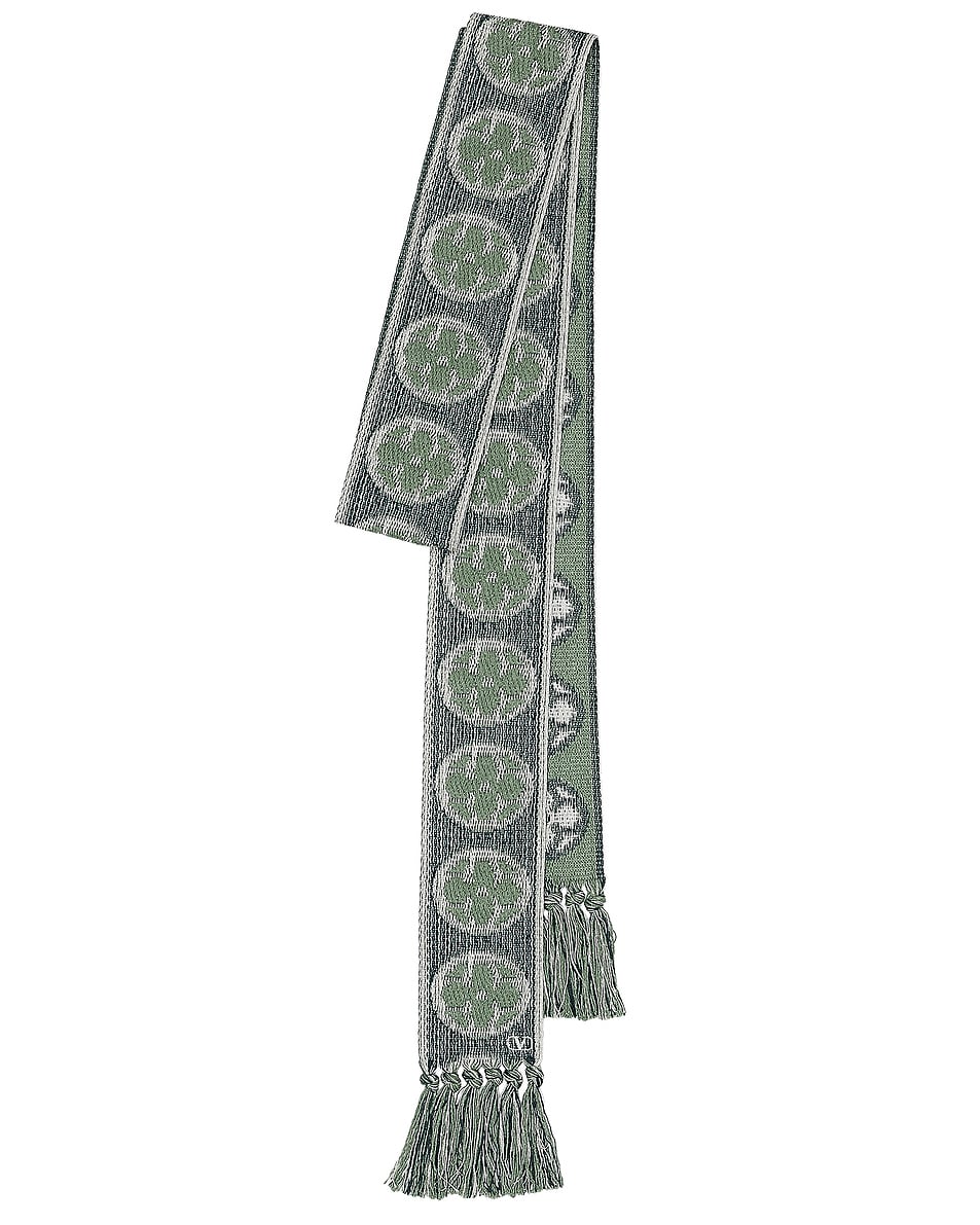 Шарф Cerchio Con Fior Valentino Garavani, Avorio, Blu, & Verde Acqua
Шарф Cerchio Con Fior Valentino Garavani, Avorio, Blu, & Verde Acqua