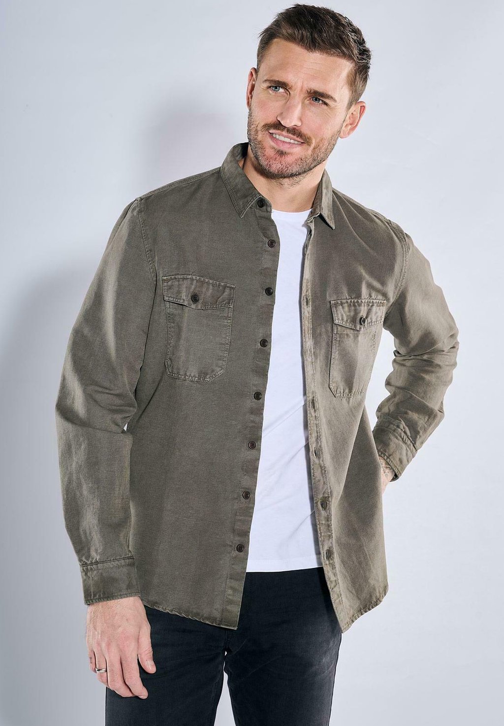 Рубашка UNI Emilio Adani, хаки
Рубашка UNI Emilio Adani, хаки