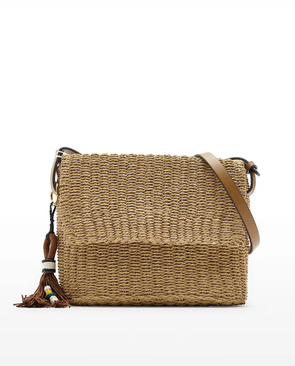 Женская сумка через плечо с эффектом рафии, с магнитной застежкой и декоративной подвеской Parfois, светло-коричневый
Женская сумка через плечо с эффектом рафии, с магнитной застежкой и декоративной подвеской Parfois, светло-коричневый