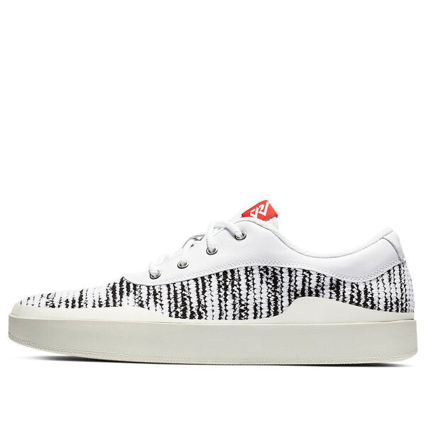 Кроссовки westbrook 0.3 Air Jordan, белый
Кроссовки westbrook 0.3 Air Jordan, белый