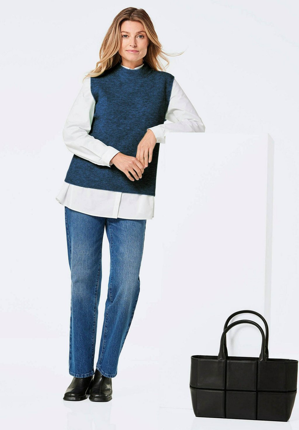 Джемпер GOLDNER, темно-синий
Джемпер GOLDNER, темно-синий