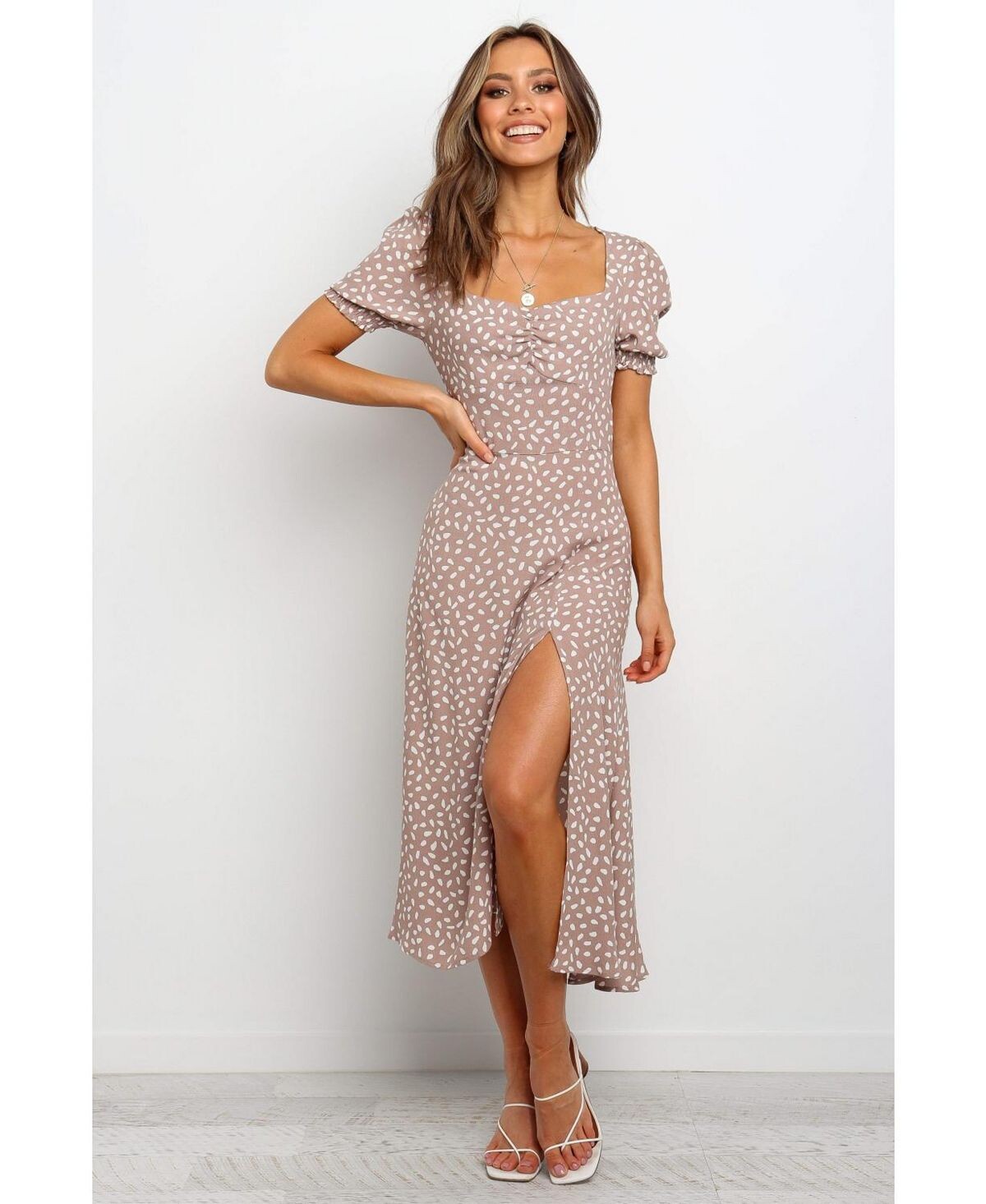 Женское платье Франклина Petal and Pup
Женское платье Франклина Petal and Pup