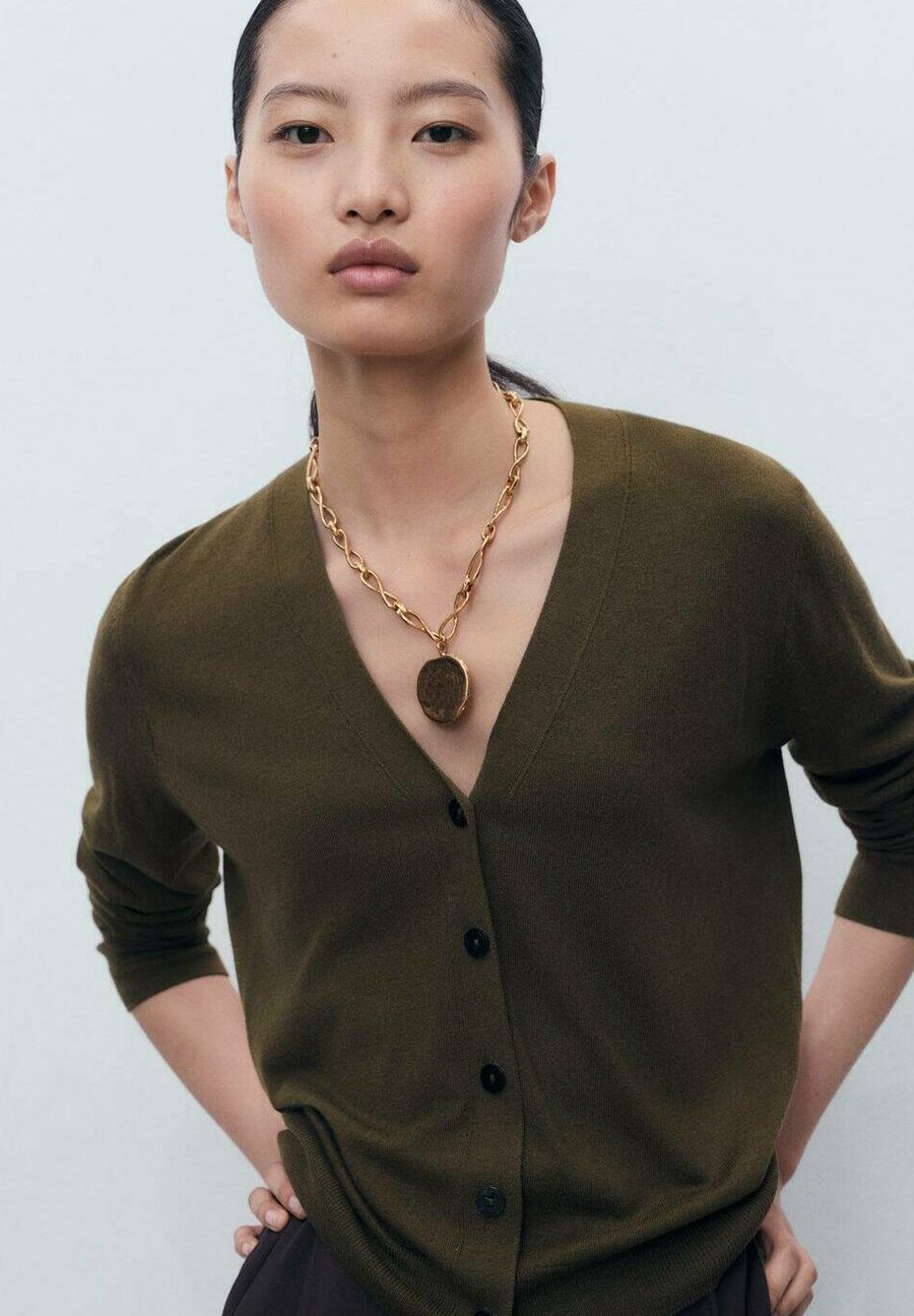 Кардиган Mango Cardigan, Khaki
Кардиган Mango Cardigan, Khaki