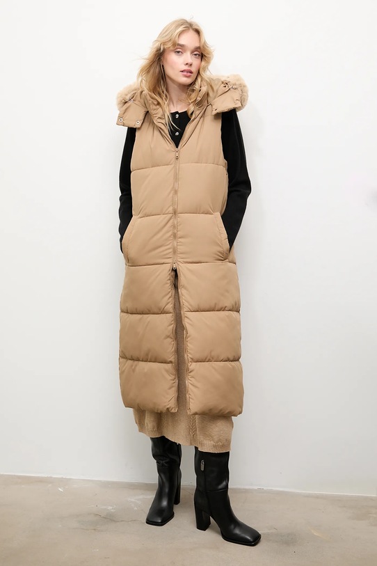 Жилет Answear.Lab, бежевый
Жилет Answear.Lab, бежевый