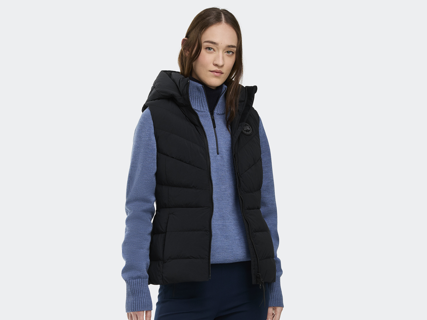 Жилет Canada Goose Clair Black Label, черный
Жилет Canada Goose Clair Black Label, черный