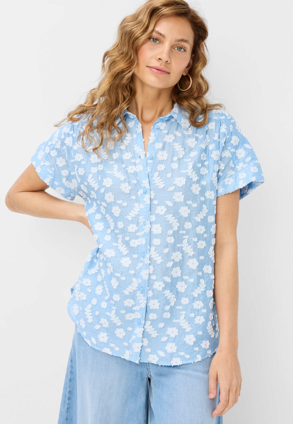 Блузка на пуговицах STYLE VIV BRAX, светло-голубой
Блузка на пуговицах STYLE VIV BRAX, светло-голубой