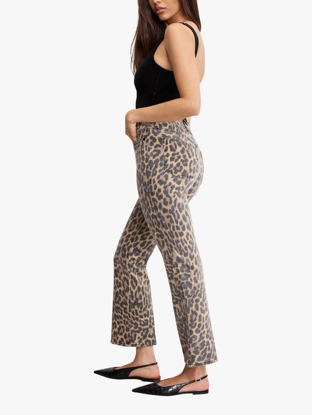 Джинсы клеш с леопардовым принтом Good American, Brown Multi
Джинсы клеш с леопардовым принтом Good American, Brown Multi