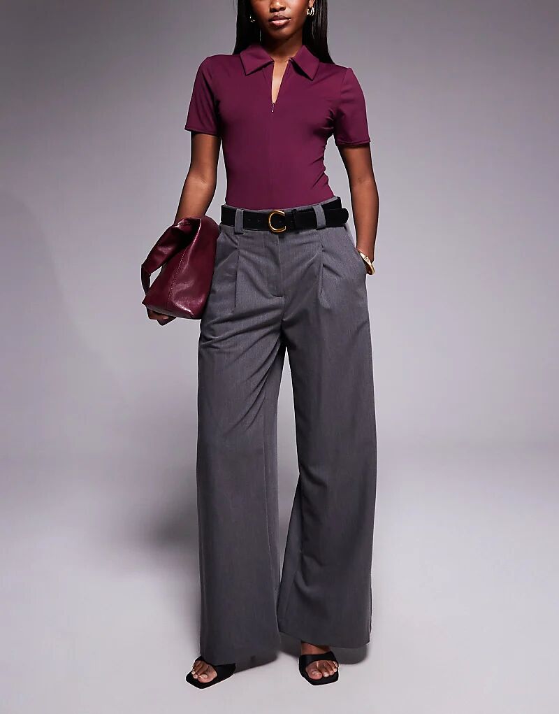 Широкие брюки с поясом River Island серого цвета
Широкие брюки с поясом River Island серого цвета