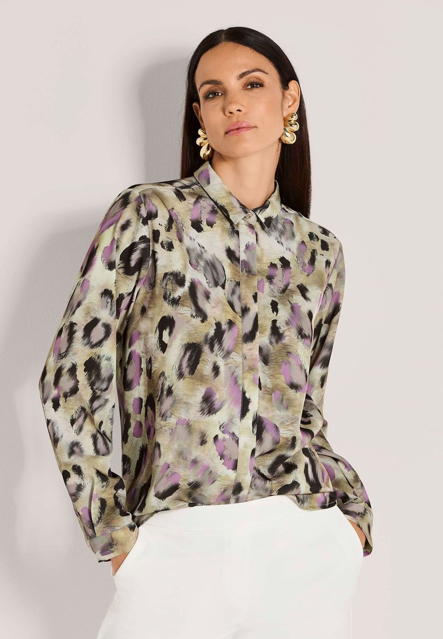 Блуза MADELEINE Button-down blouse, Black/Mauve/Multicolor/Black
Блуза MADELEINE Button-down blouse, Black/Mauve/Multicolor/Black