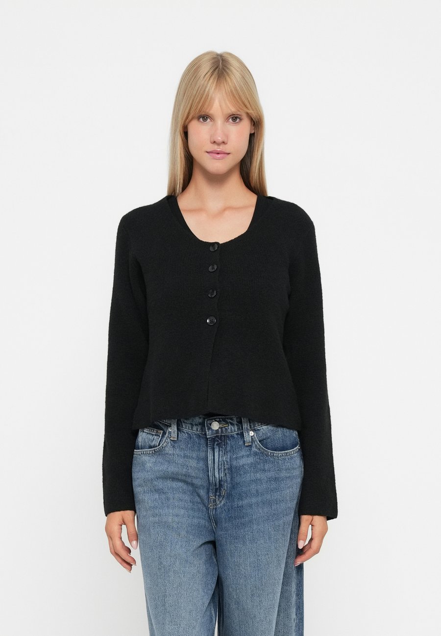 Кардиган JDY JDYLEA LIFE BUTTON CARDIGAN, Black
Кардиган JDY JDYLEA LIFE BUTTON CARDIGAN, Black
