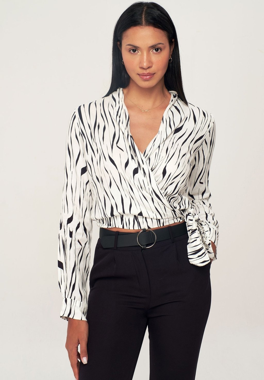 Рубашка Herita, черный
Рубашка Herita, черный