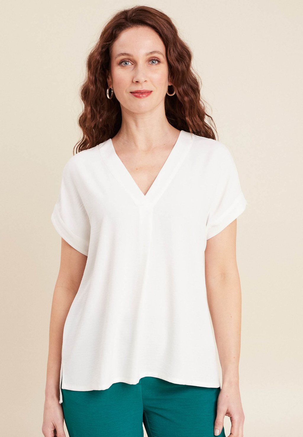 Блуза KURZÄRMELIGE Breal, кремовый
Блуза KURZÄRMELIGE Breal, кремовый