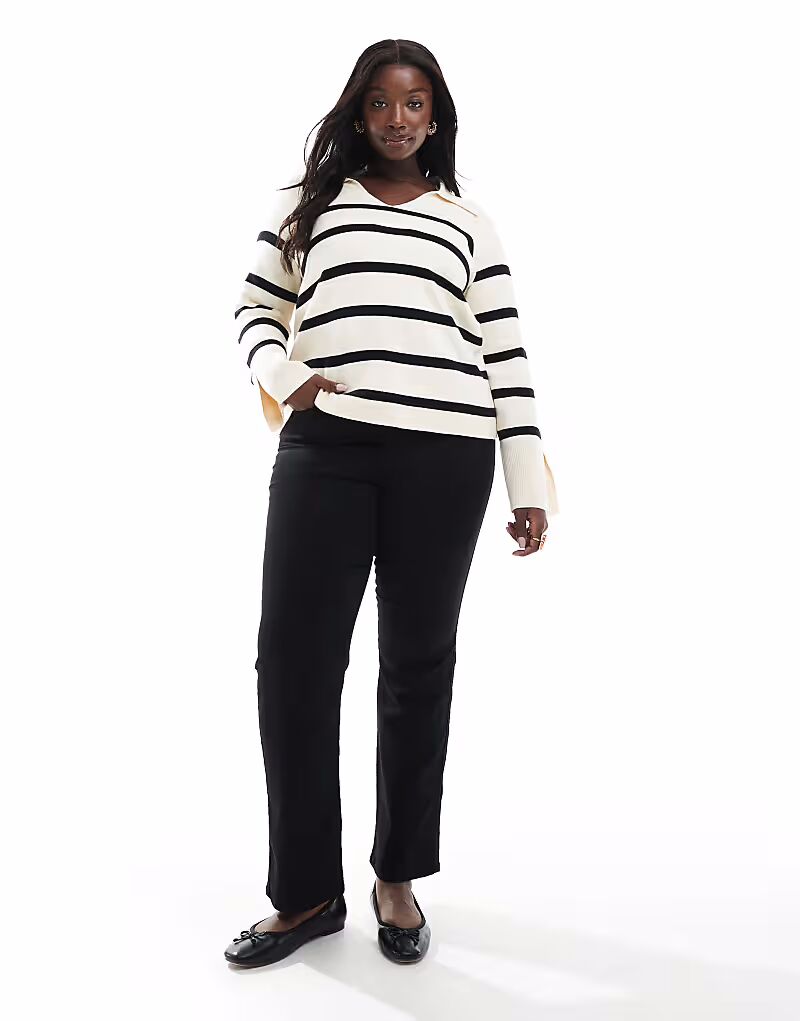 Джинсы ONLY Curve Augusta с высокой талией и прямыми штанинами черного цвета
Джинсы ONLY Curve Augusta с высокой талией и прямыми штанинами черного цвета