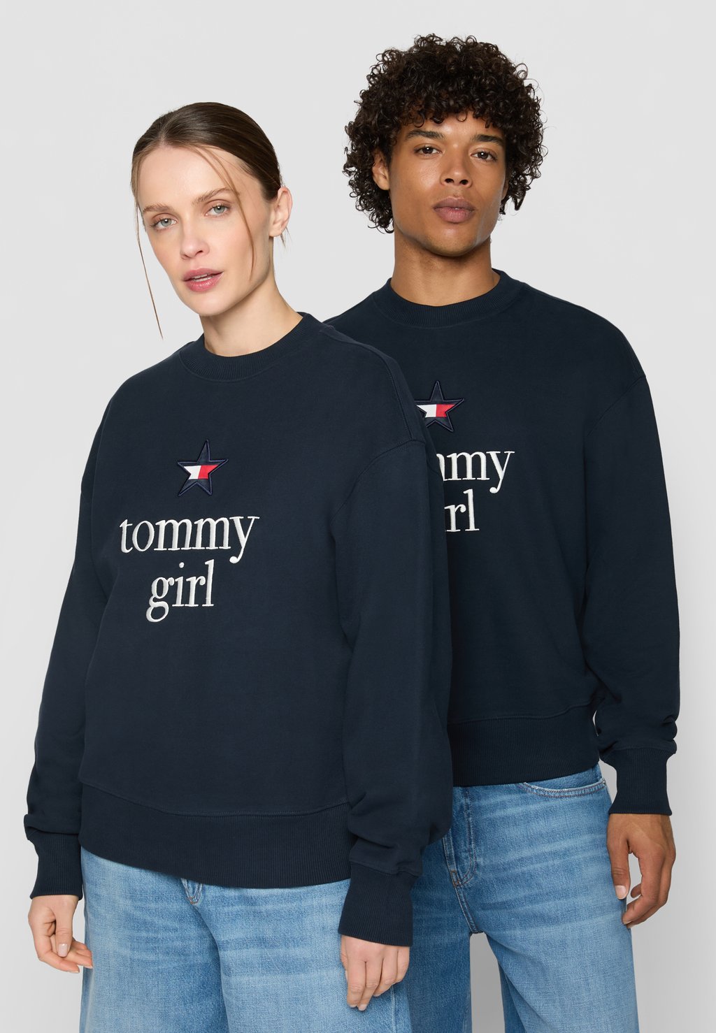 Толстовка GIRL STAR UNISEX Tommy Jeans, темно-синий
Толстовка GIRL STAR UNISEX Tommy Jeans, темно-синий