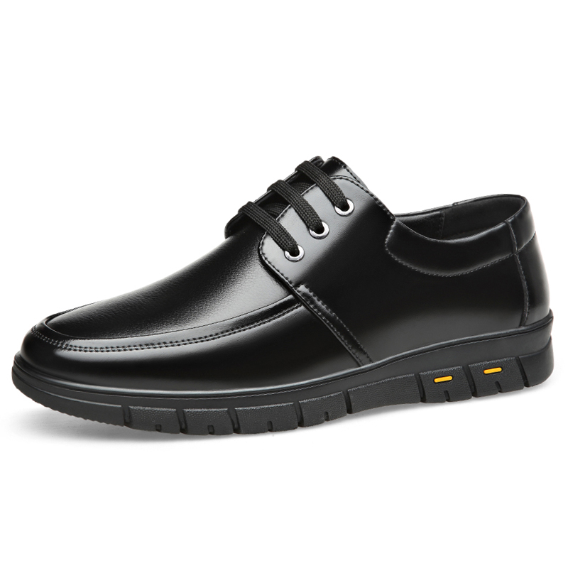 Мужские повседневные туфли Low top PTLS, черный
Мужские повседневные туфли Low top PTLS, черный