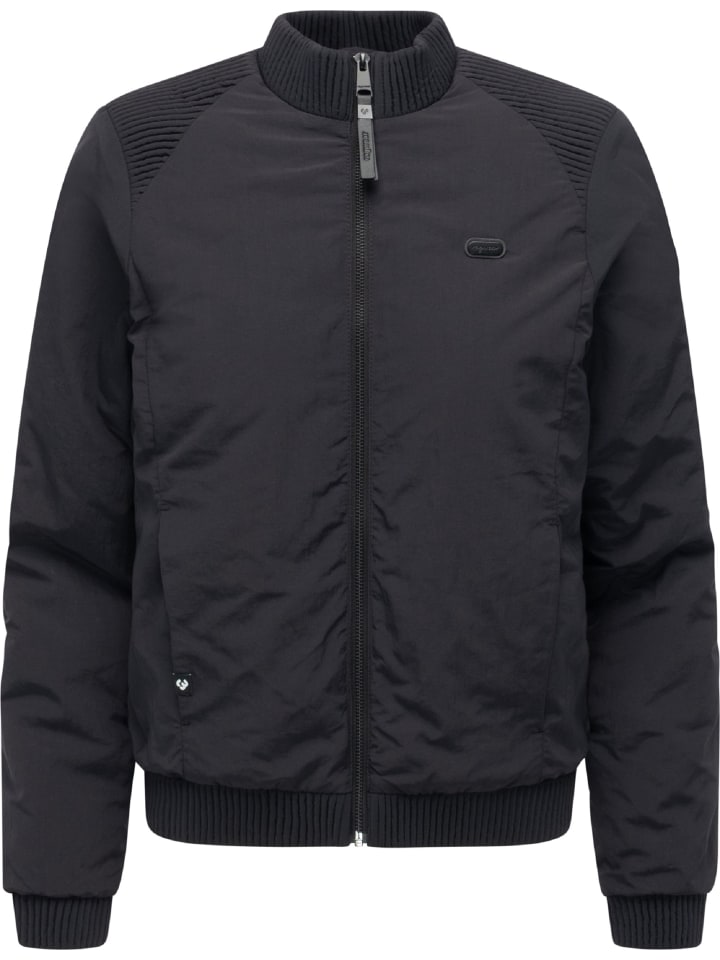 Ragwear Куртка-бомбер Chenna Warm YOUMODO черного цвета
Ragwear Куртка-бомбер Chenna Warm YOUMODO черного цвета
