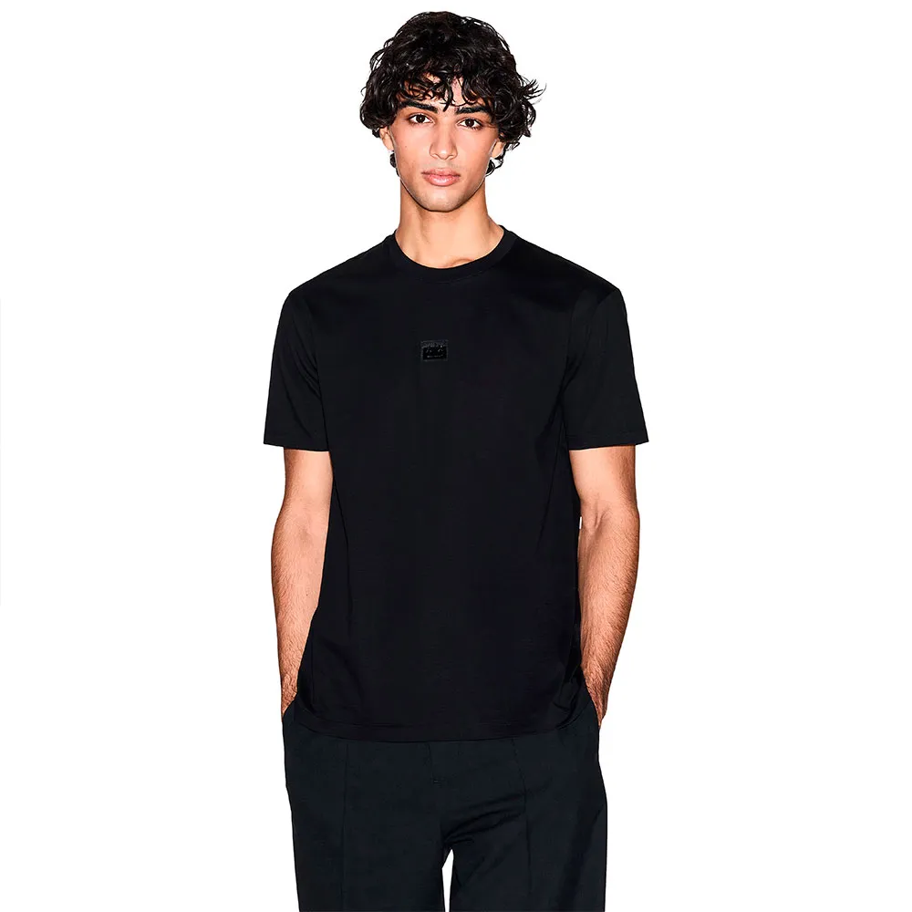 Футболка с коротким рукавом Armani Exchange XM001479_AF10364, черный
Футболка с коротким рукавом Armani Exchange XM001479_AF10364, черный