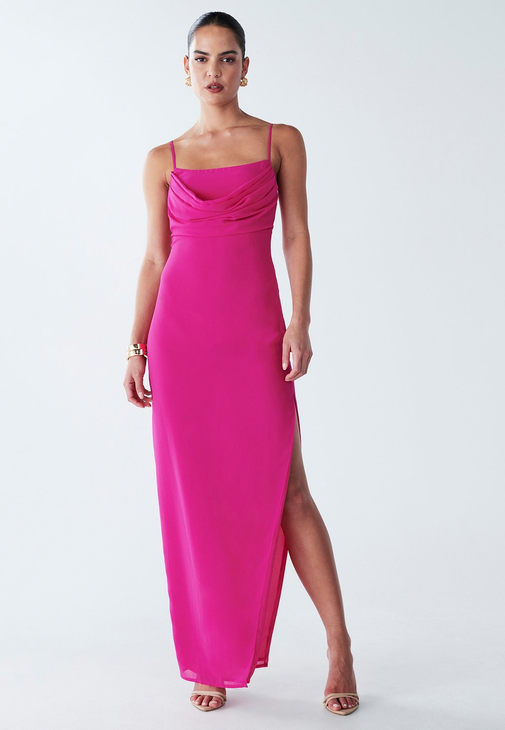 Платье макси DIAMOND BWLDR, светло-розовый
Платье макси DIAMOND BWLDR, светло-розовый