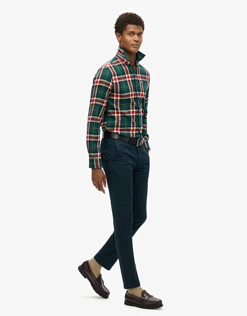 Зауженные брюки-чинос Superdry Slim эластичного кроя темно-синего цвета
Зауженные брюки-чинос Superdry Slim эластичного кроя темно-синего цвета