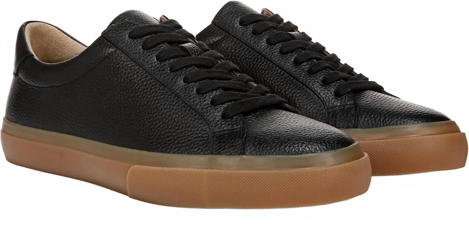 Мужские кожаные кроссовки Fulton в черном цвете с коричневой подошвой Vince
Мужские кожаные кроссовки Fulton в черном цвете с коричневой подошвой Vince