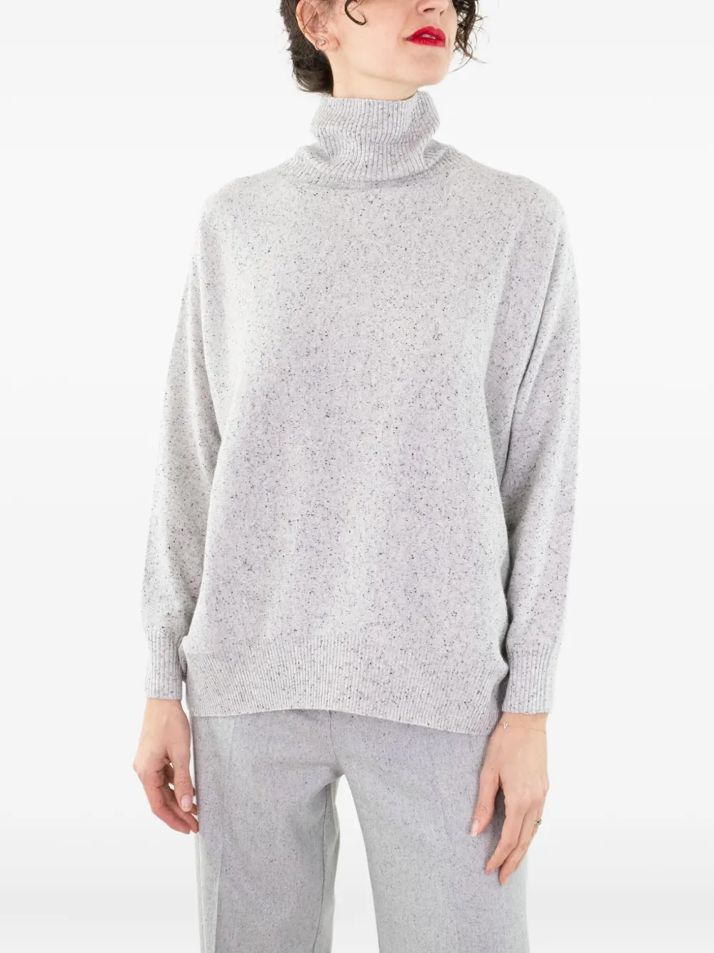 Водолазка в крапинку D.Exterior, серый
Водолазка в крапинку D.Exterior, серый