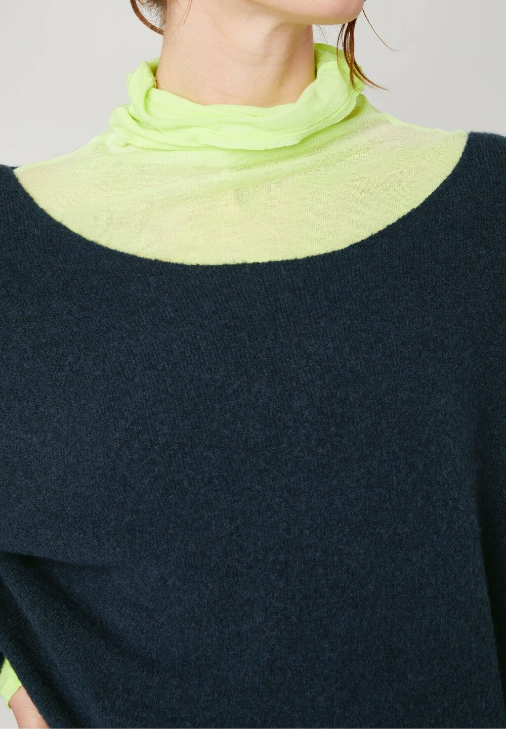 Джемпер DAMSVILLE American Vintage, темно-синий
Джемпер DAMSVILLE American Vintage, темно-синий