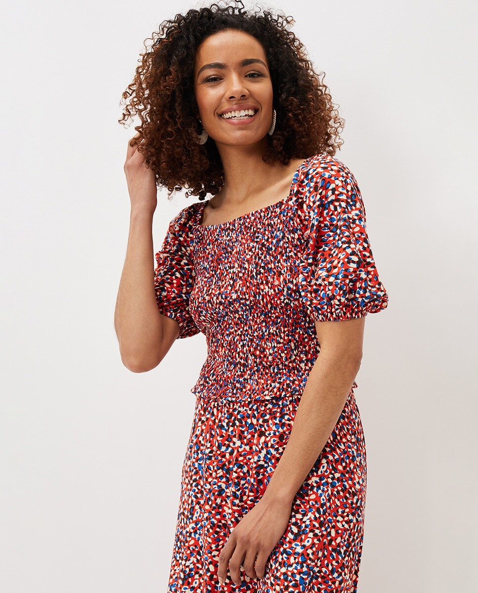 Красный топ с короткими рукавами и абстрактным принтом Phase Eight, красный
Красный топ с короткими рукавами и абстрактным принтом Phase Eight, красный