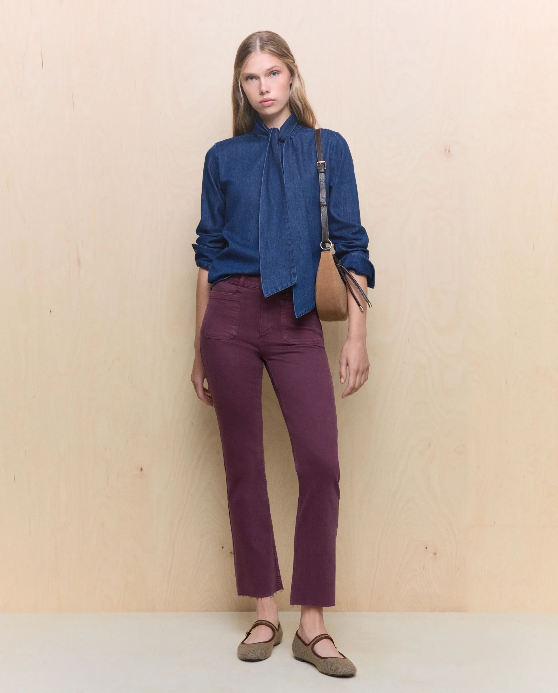 Женские укороченные брюки-клеш Easy Wear, баклажановый
Женские укороченные брюки-клеш Easy Wear, баклажановый