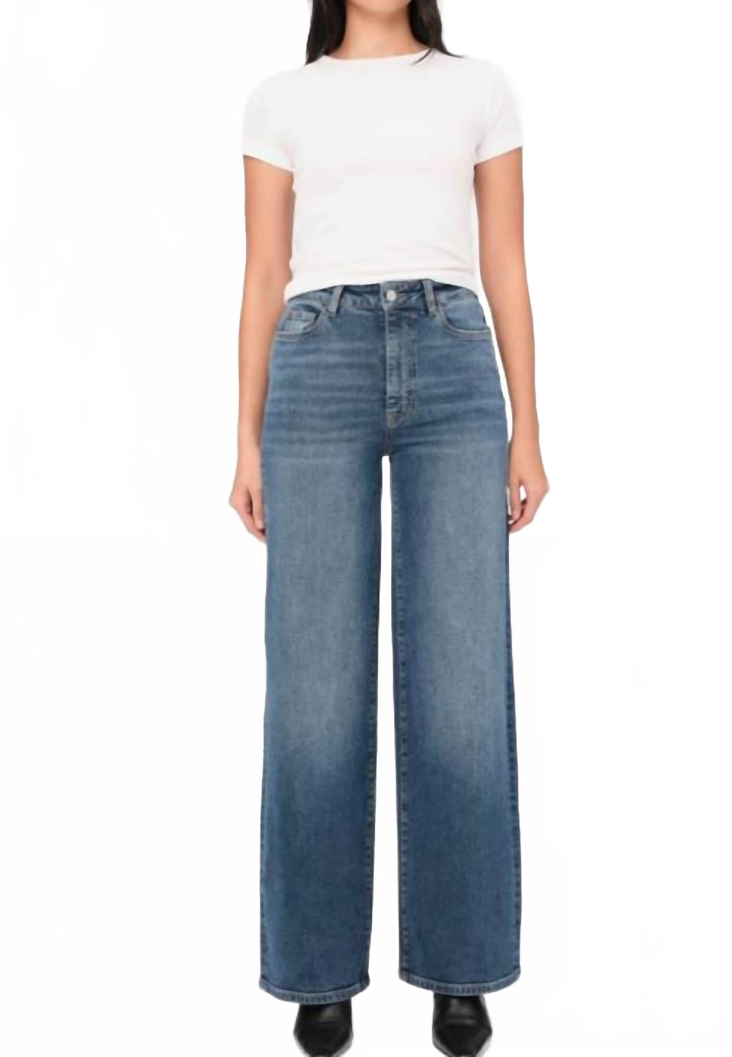 Nce Джинсы с широкими штанинами в цвете Sweet Revenge Warp + Weft, Sweet Revenge
Nce Джинсы с широкими штанинами в цвете Sweet Revenge Warp + Weft, Sweet Revenge