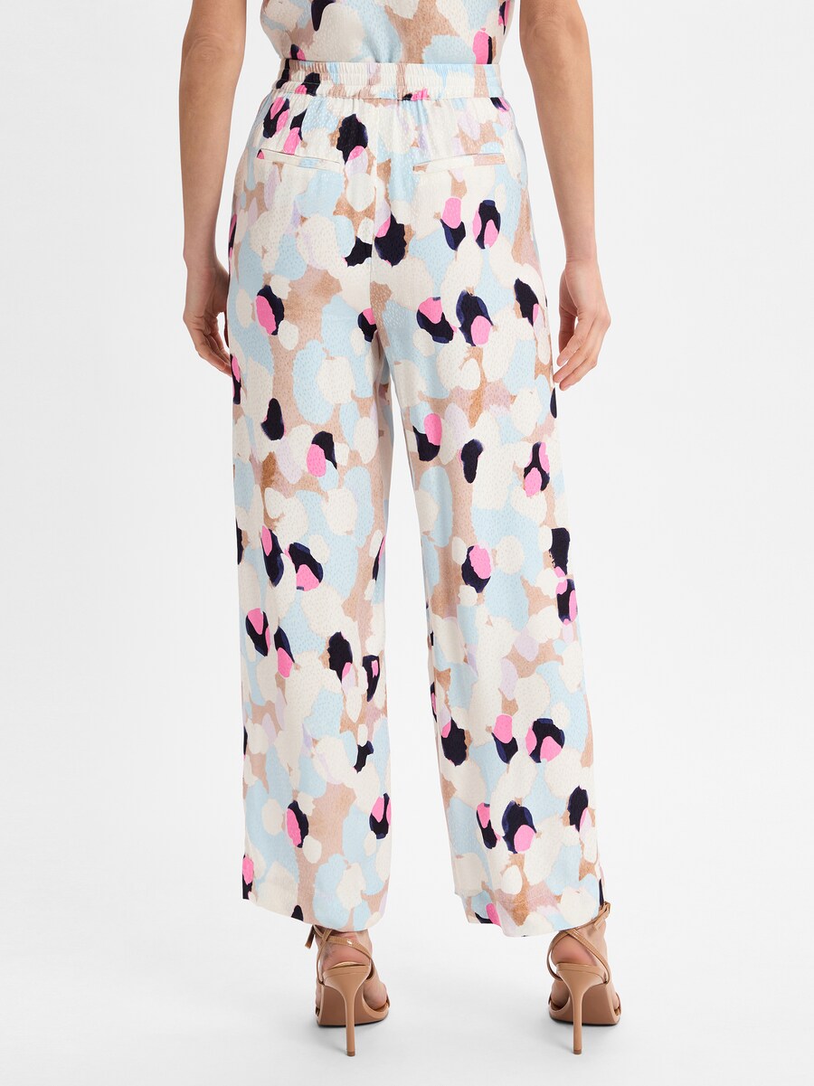 Обычные брюки NÜMPH Nugracie, светло-голубой
Обычные брюки NÜMPH Nugracie, светло-голубой