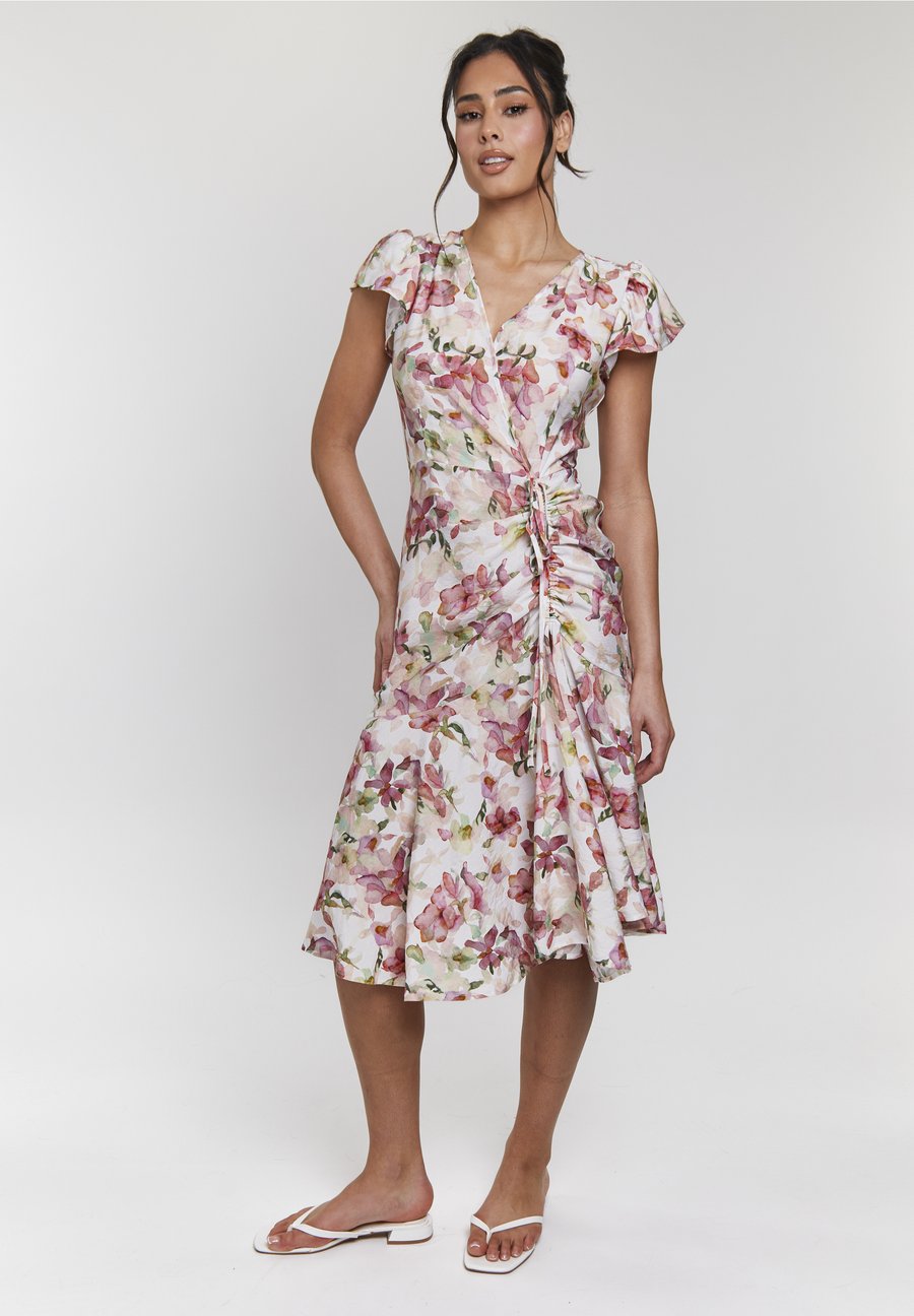 Платье South Beach FLORAL FLUTTER SLEEVE DETAIL, Multi/White
Платье South Beach FLORAL FLUTTER SLEEVE DETAIL, Multi/White