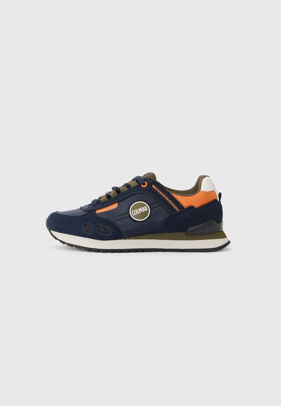 Кроссовки Colmar Originals TRAVIS SPORT, Navy/Military Green/Orange/Dark Blue
Кроссовки Colmar Originals TRAVIS SPORT, Navy/Military Green/Orange/Dark Blue