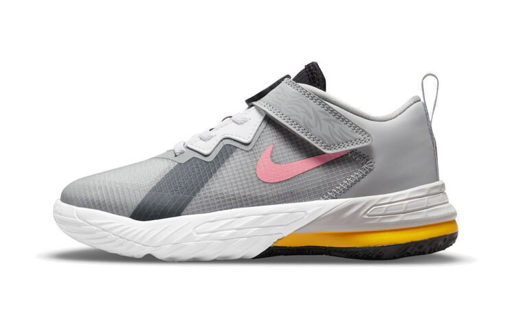 Детские баскетбольные кроссовки Nike Lebron 18 BP 
Детские баскетбольные кроссовки Nike Lebron 18 BP