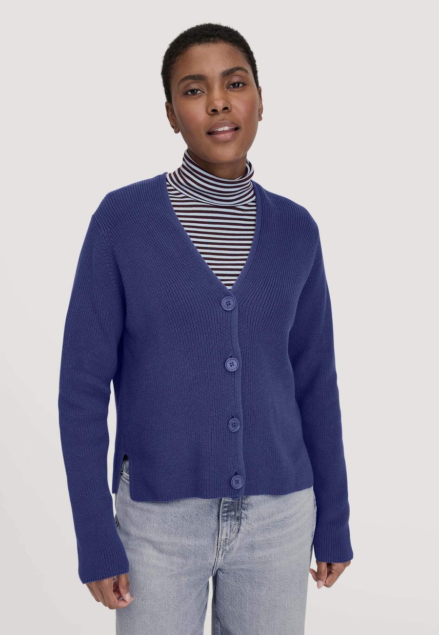 Кардиган Hessnatur RELAXED, Irisblau/Blue
Кардиган Hessnatur RELAXED, Irisblau/Blue