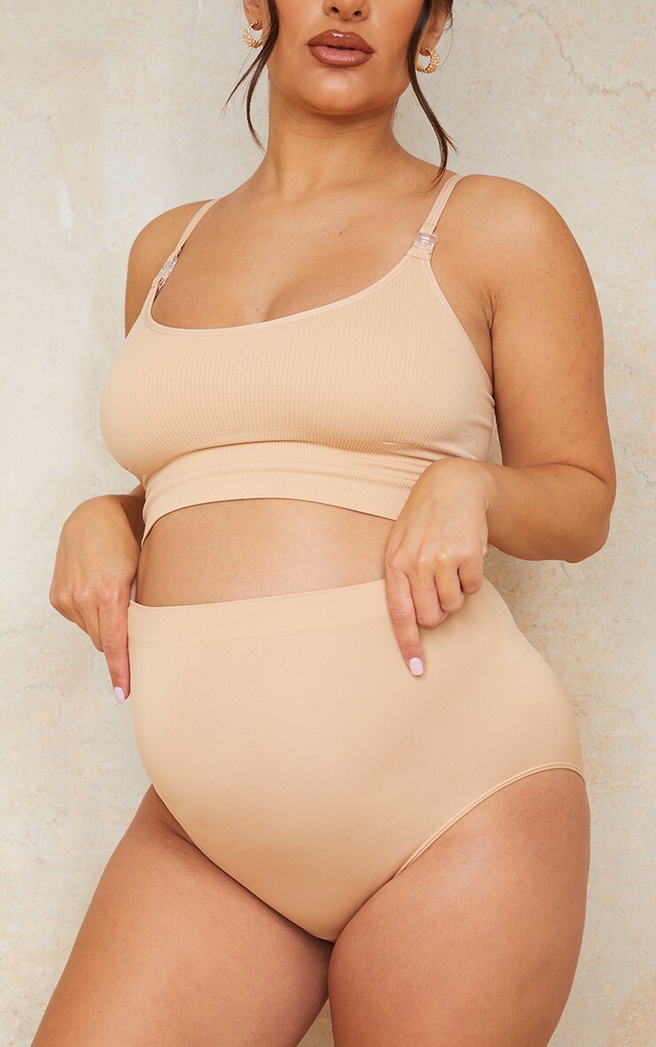 PrettyLittleThing Бесшовные трусики верблюжьего цвета с поддержкой для беременных
PrettyLittleThing Бесшовные трусики верблюжьего цвета с поддержкой для беременных
