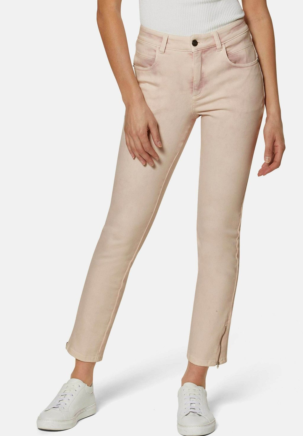 Джинсы облегающего кроя MIT BATIK-EFFEKT MADELEINE, белый
Джинсы облегающего кроя MIT BATIK-EFFEKT MADELEINE, белый