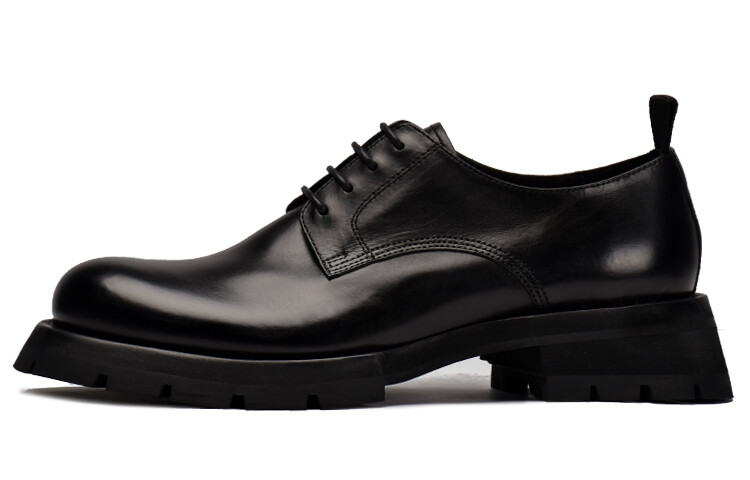 Мужские повседневные мужские низкие черные Viplander
Мужские повседневные мужские низкие черные Viplander