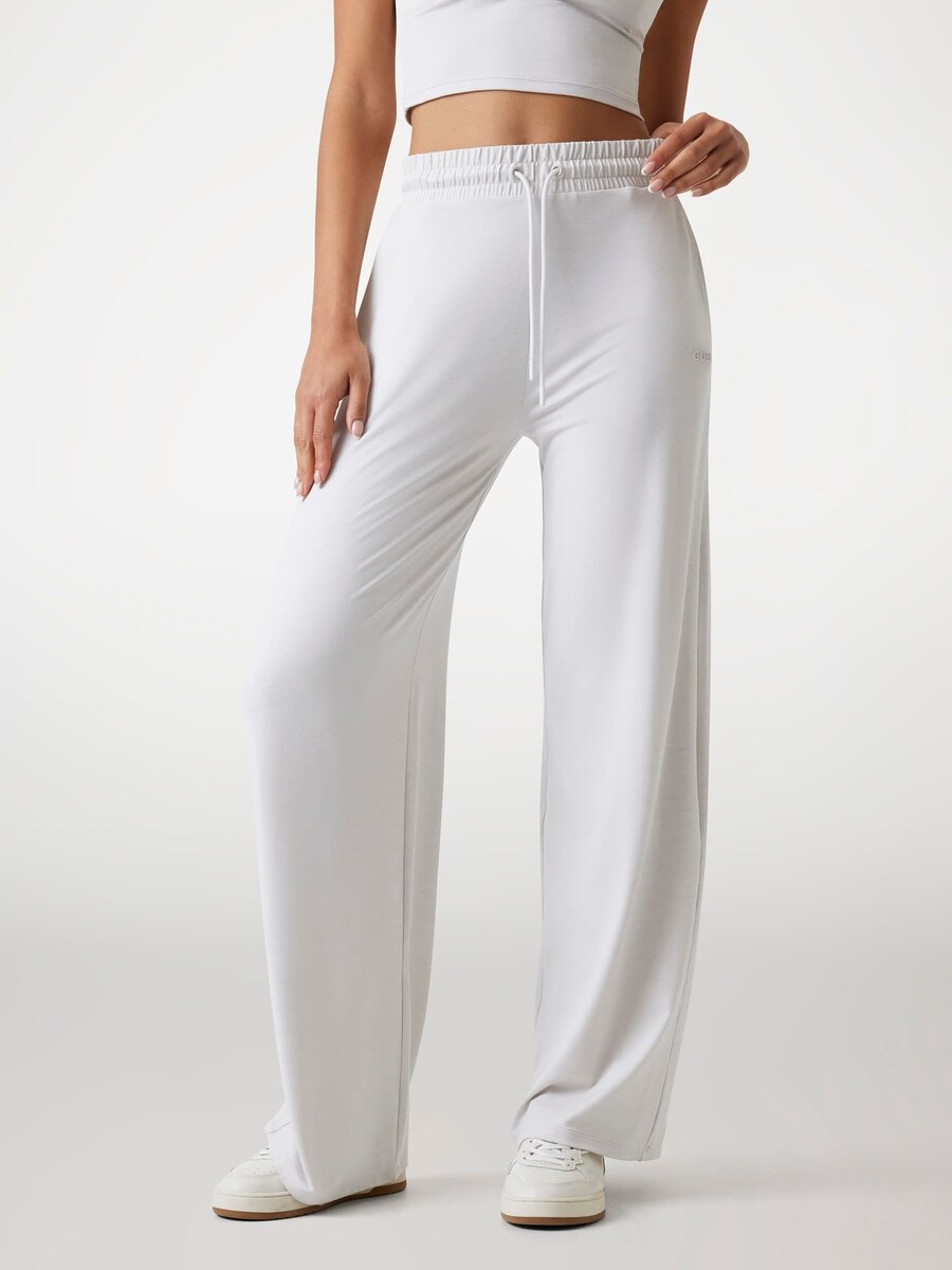 Узкие брюки GUESS, белый
Узкие брюки GUESS, белый