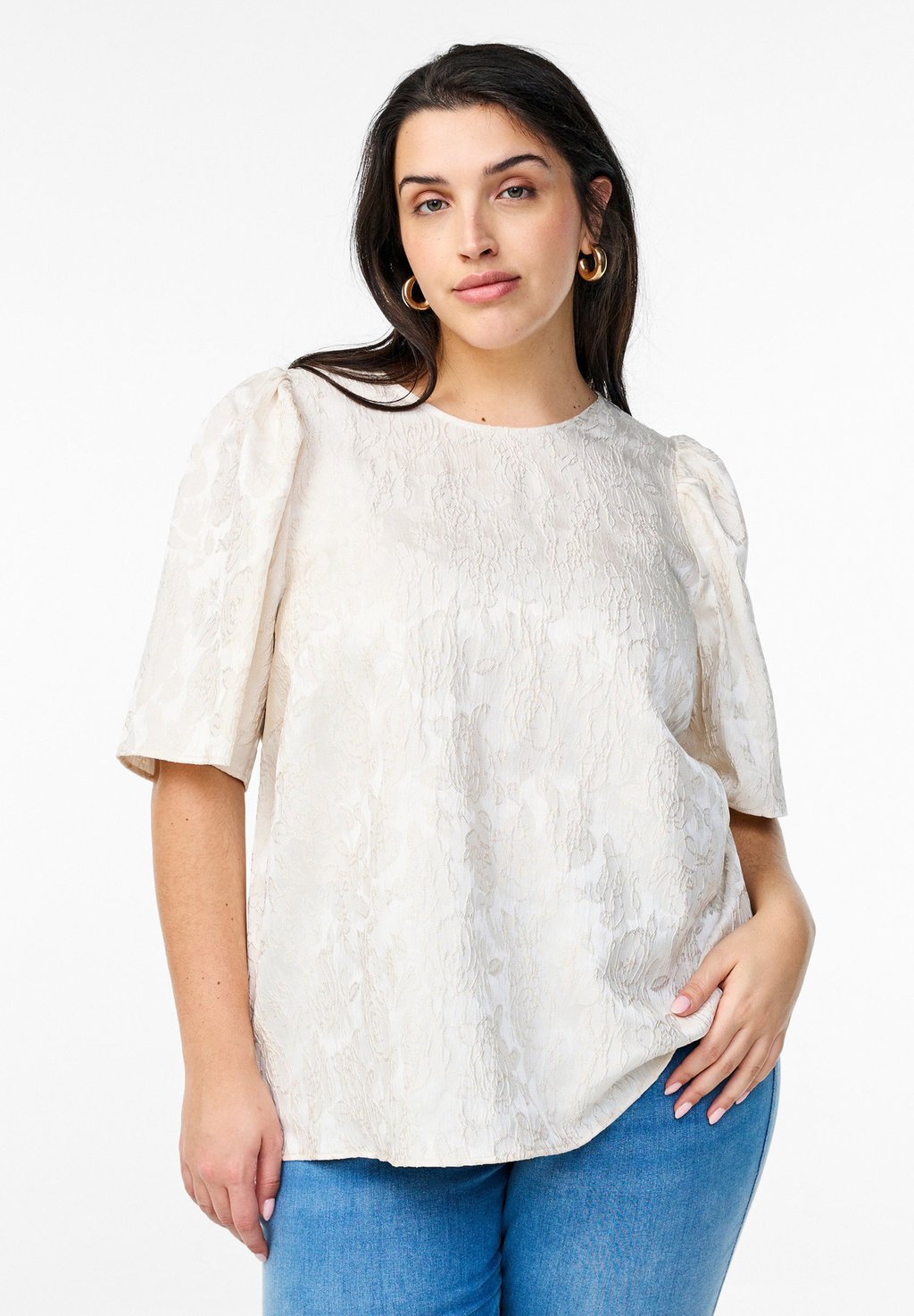 Блуза UND PUFFÄRMELN Zizzi, кремовый
Блуза UND PUFFÄRMELN Zizzi, кремовый