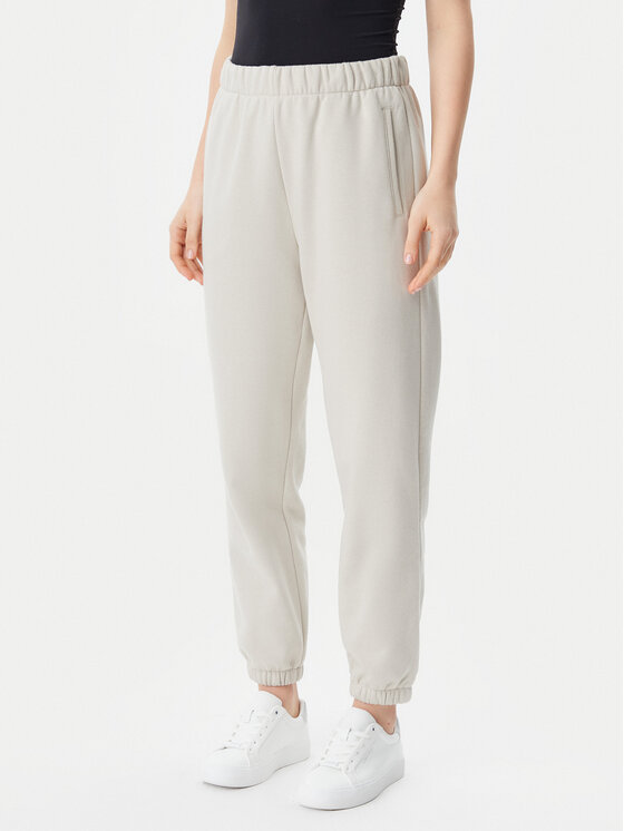 Свободные спортивные штаны 765568-03 Gap, бежевый
Свободные спортивные штаны 765568-03 Gap, бежевый