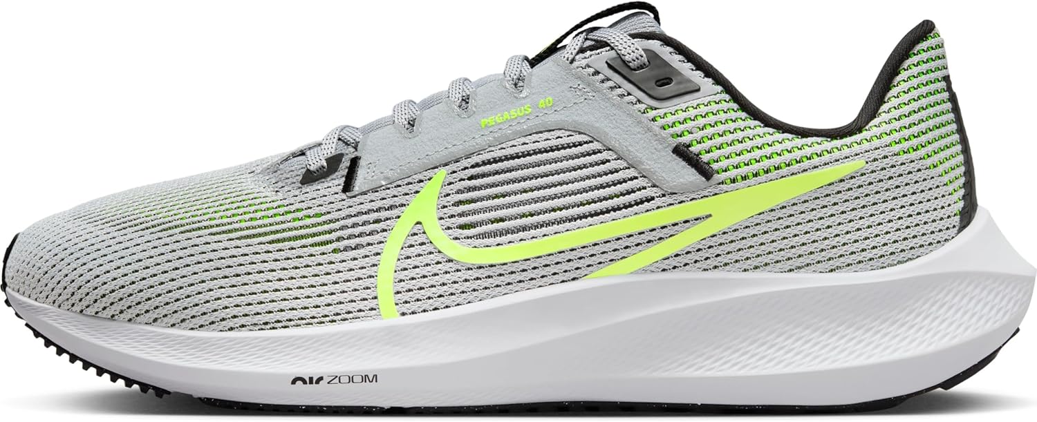 Мужские кроссовки Nike низкие, белый/черный/серый
Мужские кроссовки Nike низкие, белый/черный/серый