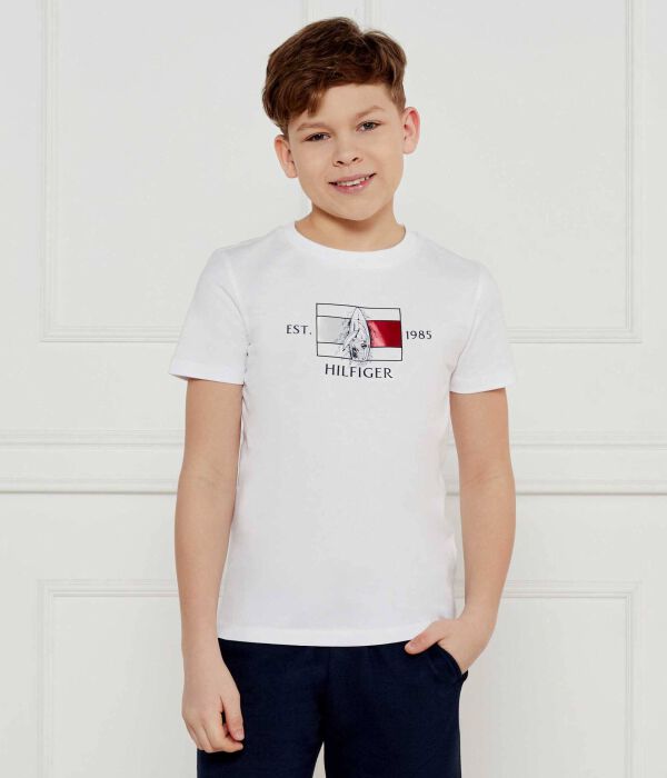 Футболки Regular fit Tommy Hilfiger, белый 
Футболки Regular fit Tommy Hilfiger, белый