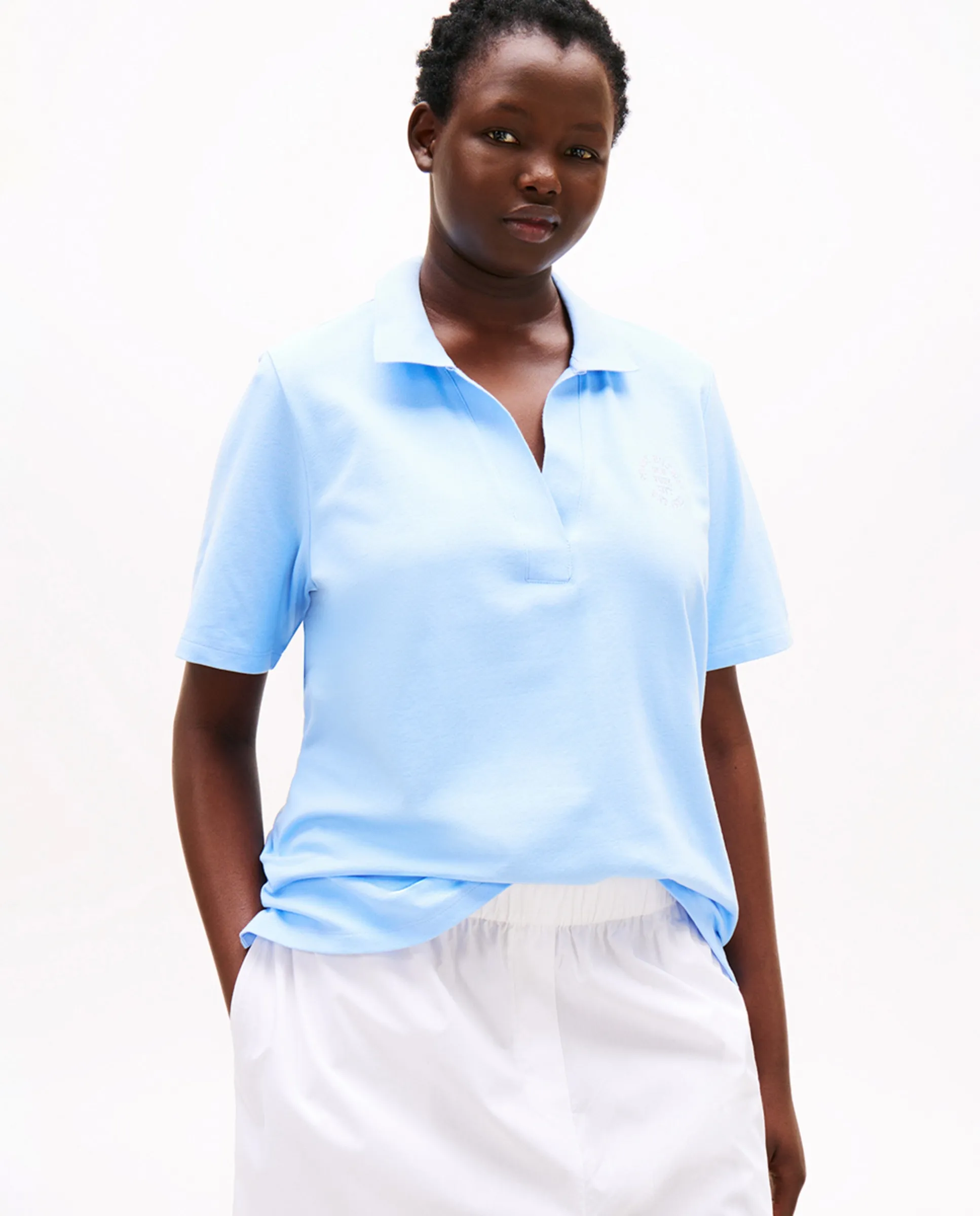 Женская футболка Curve Relaxed с коротким рукавом Tommy Hilfiger, синий
Женская футболка Curve Relaxed с коротким рукавом Tommy Hilfiger, синий