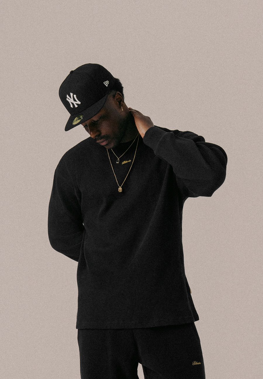 Толстовка BLKVIS SCRIPT UNISEX, Black
Толстовка BLKVIS SCRIPT UNISEX, Black