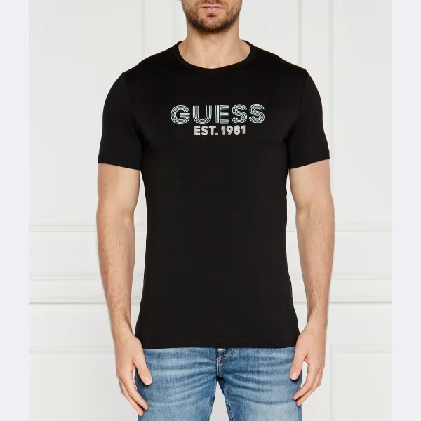 Облегающая футболка Guess, черный
Облегающая футболка Guess, черный