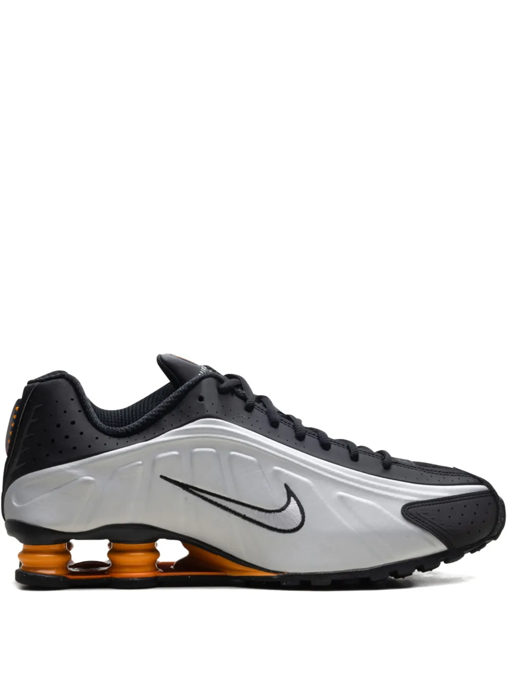 Кроссовки Shox R4 Black/Vast Grey/Bright Mandarin/Metallic Silver Nike, серебяный
Кроссовки Shox R4 Black/Vast Grey/Bright Mandarin/Metallic Silver Nike, серебяный