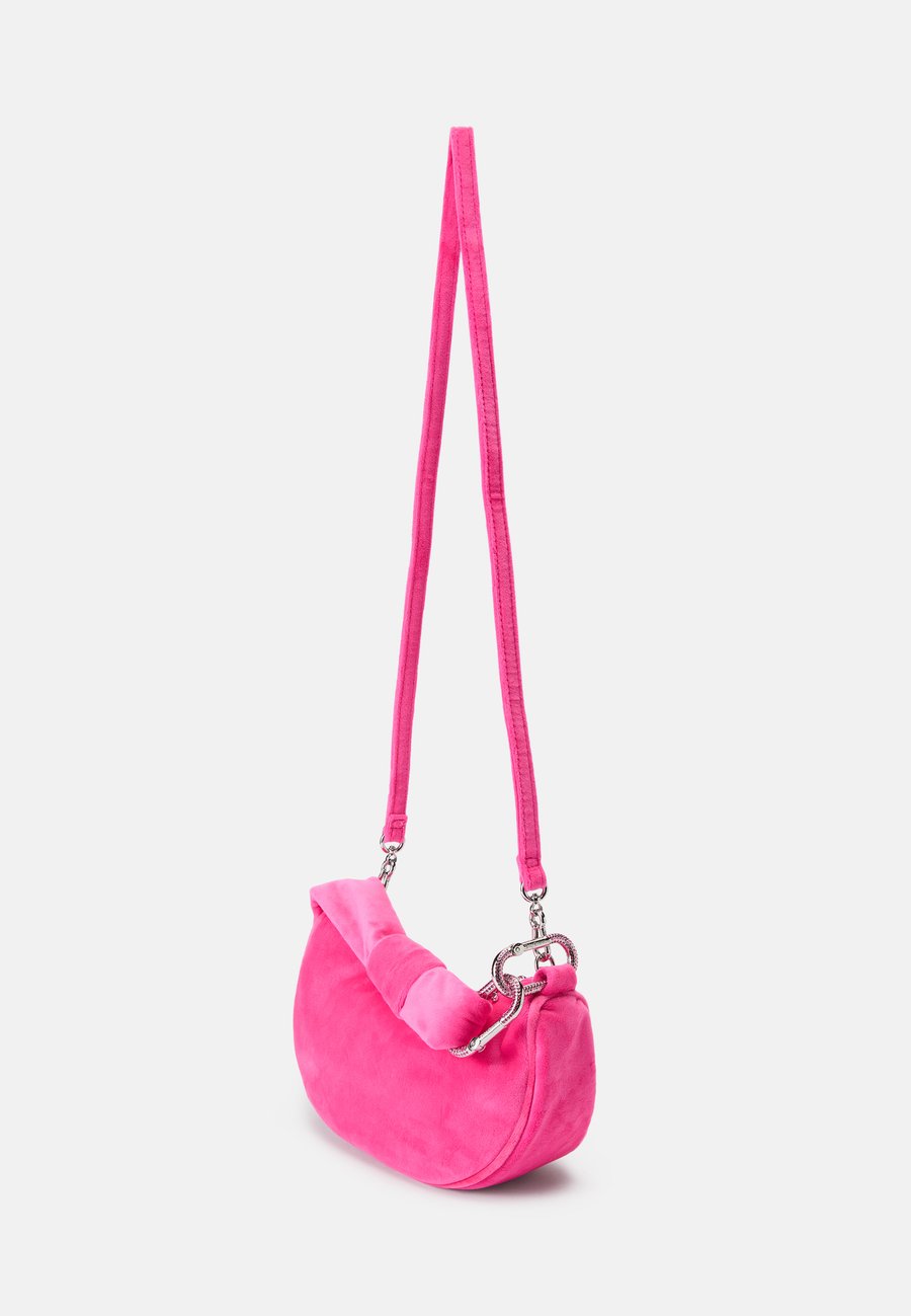 Сумка Juicy Couture BLOSSOM SMALL HOBO, Pink Glo/Pink
Сумка Juicy Couture BLOSSOM SMALL HOBO, Pink Glo/Pink